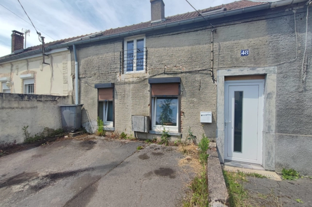 Maison à vendre 3 pièces de 77 m² à Hautmont