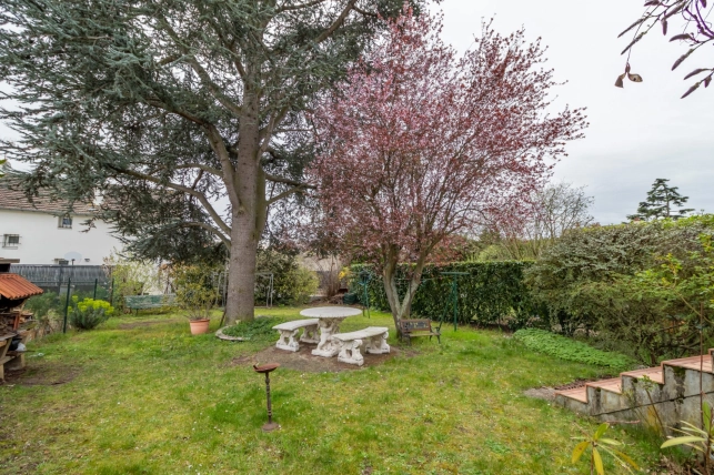 Maison à vendre 6 pièces de 115 m² à Conflans-Sainte-Honorine