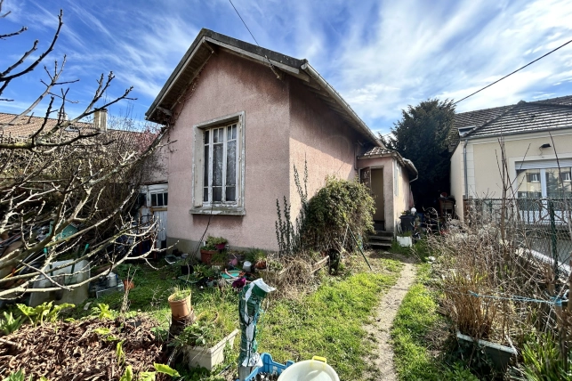 Maison à vendre 2 pièces de 45,23 m² à Éragny