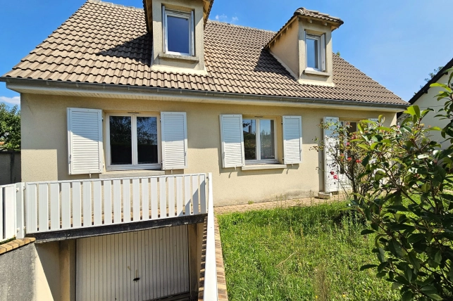 Maison à vendre 6 pièces de 125 m² à Conflans-Sainte-Honorine