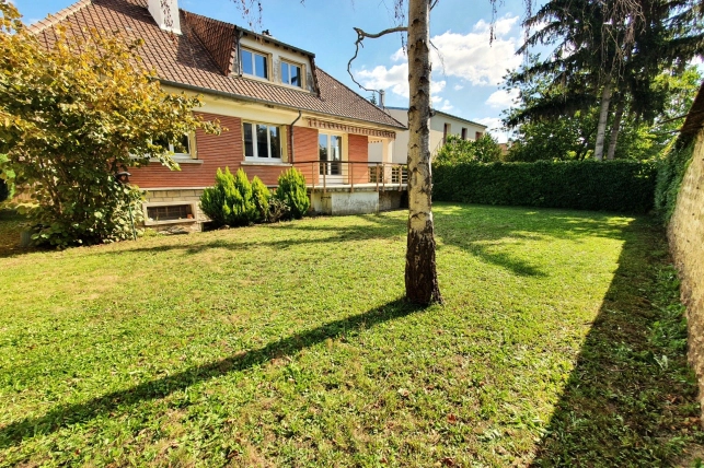 Maison à vendre 5 pièces de 120 m² à Conflans-Sainte-Honorine