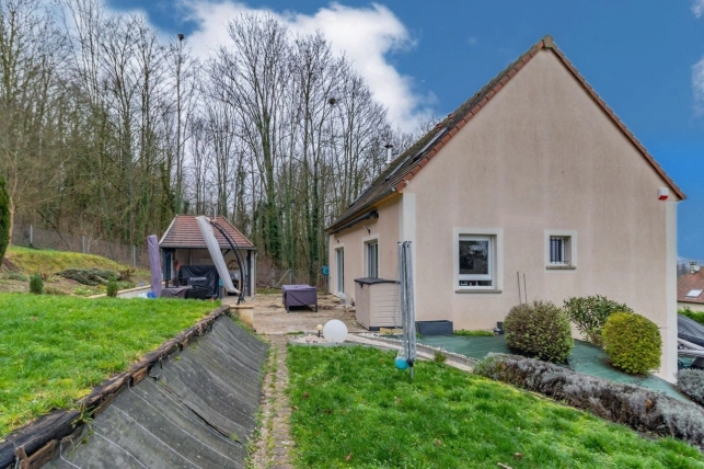 Maison vendu 6 pièces de 120 m² à Jouy-le-Moutier