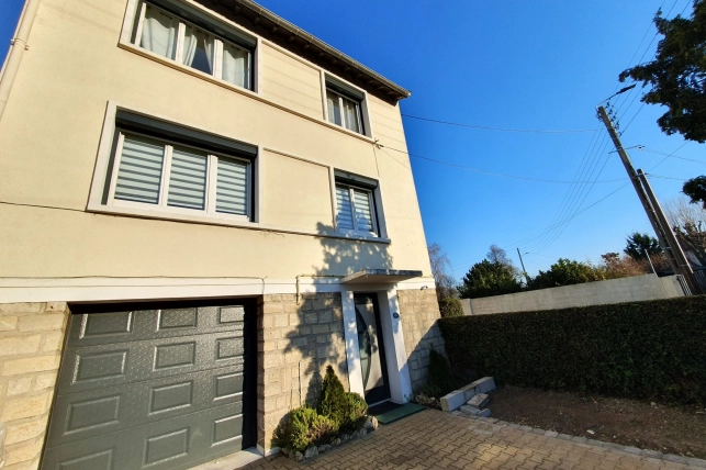 Maison à vendre 5 pièces de 93 m² à Conflans-Sainte-Honorine