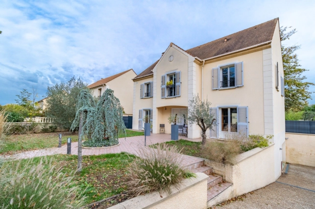 Maison à vendre 7 pièces de 170 m² à Boissy-l'Aillerie