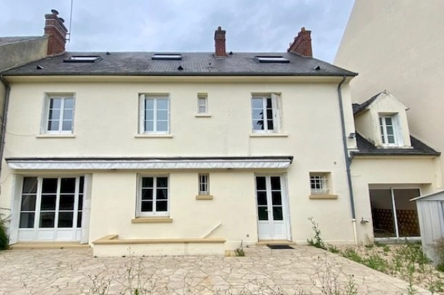 Maison à vendre 8 pièces de 180 m² à Gisors