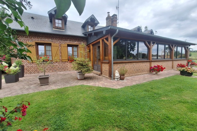 Maison à vendre 6 pièces de 155 m² à Gournay-en-Bray