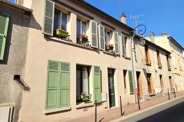 Maison à vendre 5 pièces de 102,3 m² à Conflans-Sainte-Honorine