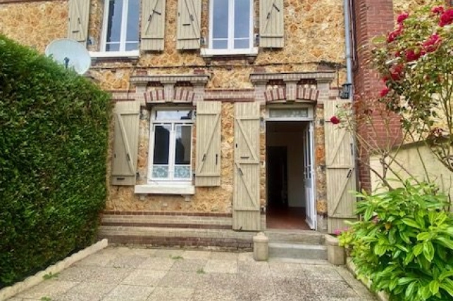 Maison à vendre 5 pièces de 95 m² à Gisors