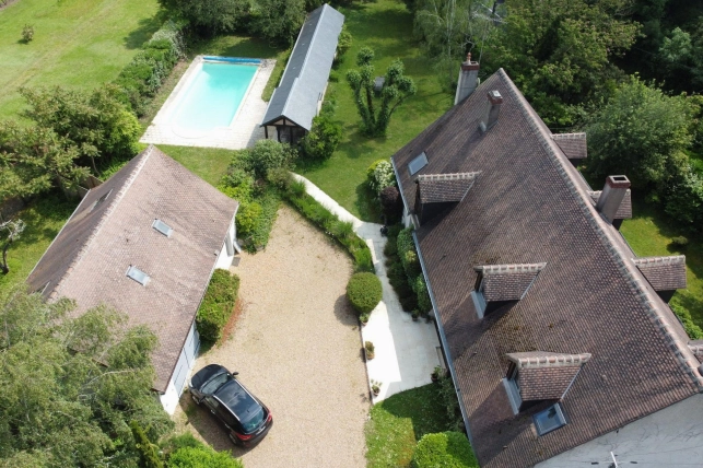 Maison à vendre 14 pièces de 339 m² à Chaumont-sur-Loire