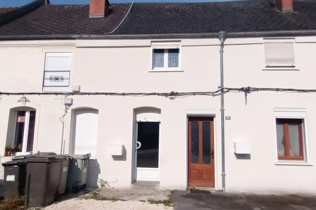 Maison à vendre 3 pièces de 79 m² à Pont-sur-Sambre