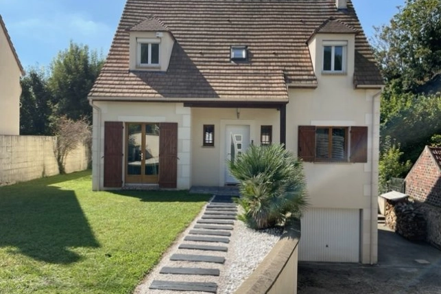 Maison à vendre 6 pièces de 120 m² à Vaux-sur-Seine