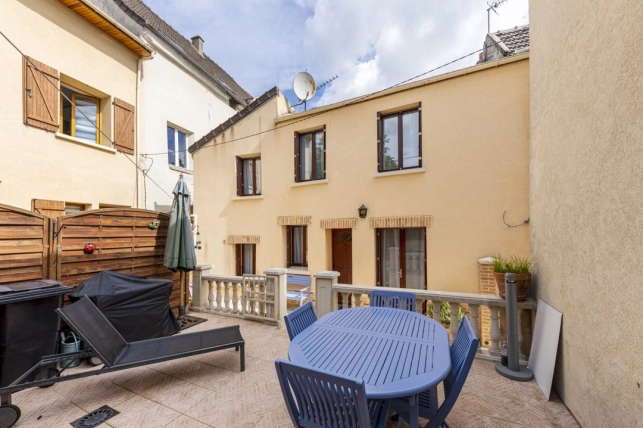 Maison à vendre 4 pièces de 54,64 m² à Cormeilles-en-Parisis