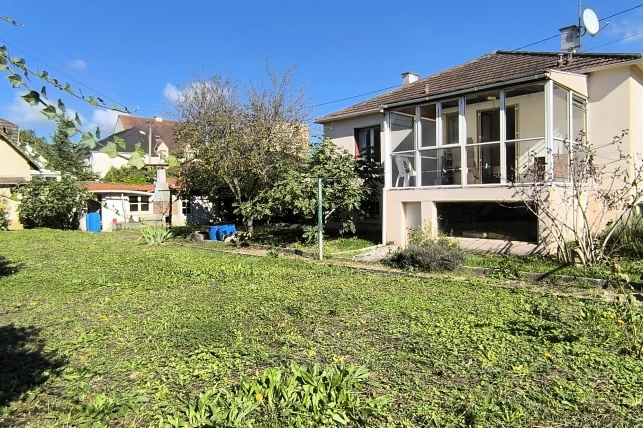 Maison à vendre 4 pièces de 74,58 m² à Conflans-Sainte-Honorine