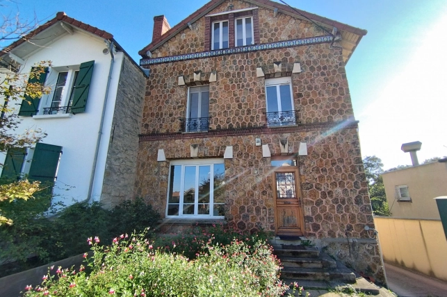 Maison à vendre 7 pièces de 242 m² à Conflans-Sainte-Honorine