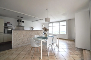 Appartement vendu 4 pièces de 83,45 m² à Éragny