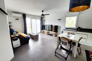 Appartement à vendre 3 pièces de 60 m² à Saint-Martin-de-Crau