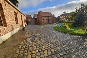 Maison vendu 6 pièces de 160 m² à Saint-Aubert