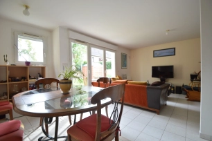 Maison à vendre 6 pièces de 107,2 m² à Conflans-Sainte-Honorine