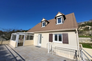 Maison à vendre 6 pièces de 120 m² à Conflans-Sainte-Honorine