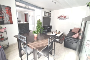 Maison à vendre 5 pièces de 75,3 m² à Méry-sur-Oise