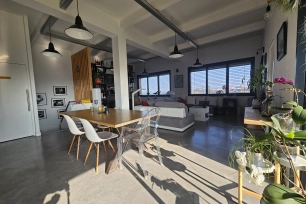 Appartement vendu 8 pièces de 228 m² à Valenciennes