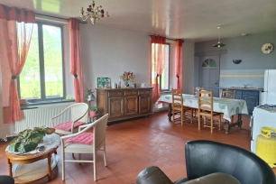 Maison à vendre 7 pièces de 113,8 m² à Beauvais