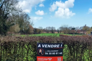 Terrain à vendre de 1066 m² à Élesmes