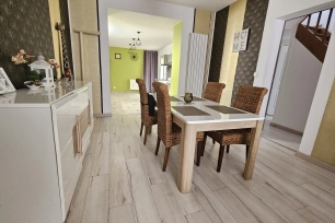 Maison à vendre 4 pièces de 97,5 m² à Valenciennes