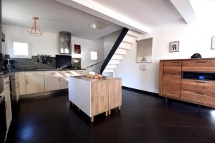 Maison à vendre 6 pièces de 128 m² à Jouy-le-Moutier