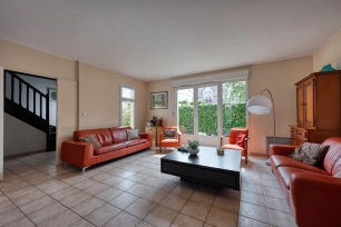 Maison à vendre 6 pièces de 136 m² à Chatou