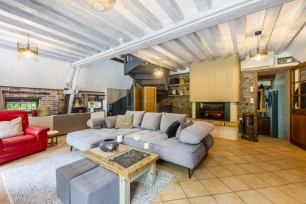 Maison à vendre 8 pièces de 164 m² à Berville