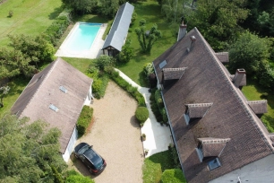 Maison à vendre 14 pièces de 339 m² à Chaumont-sur-Loire