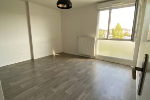 Appartement à louer 2 pièces de 40 m² à Carrières-sous-Poissy