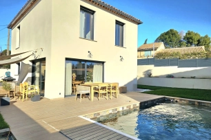 Maison à vendre 4 pièces de 110 m² à Salon-de-Provence