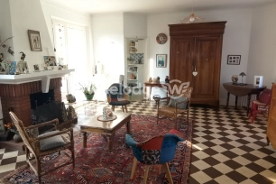 Maison à vendre 6 pièces de 170 m² à Châteauroux