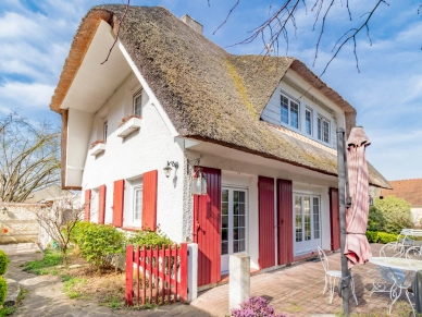 Maison à vendre 6 pièces de 128 m² à Jouy-le-Moutier