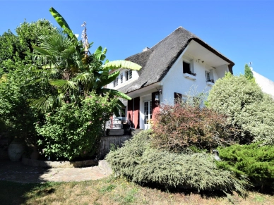 Maison à vendre 6 pièces de 128 m² à Jouy-le-Moutier