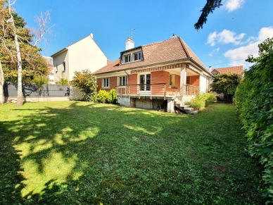 Maison à vendre 5 pièces de 120 m² à Conflans-Sainte-Honorine