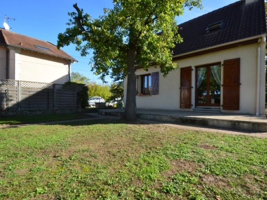 Maison à vendre 5 pièces de 80 m² à Conflans-Sainte-Honorine