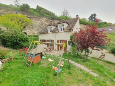 Maison à vendre 6 pièces de 132 m² à Conflans-Sainte-Honorine