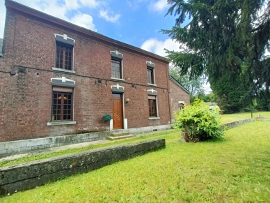 Maison à vendre 6 pièces de 122 m² à Maubeuge