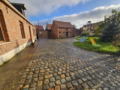 Maison vendu 6 pièces de 160 m² à Saint-Aubert