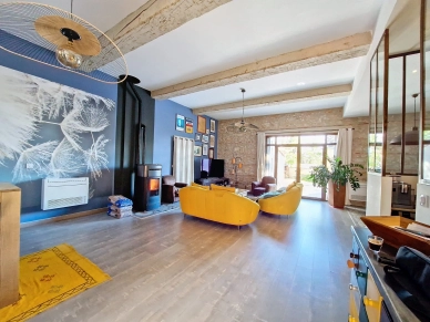 Maison à vendre 5 pièces de 156,87 m² à Thuir