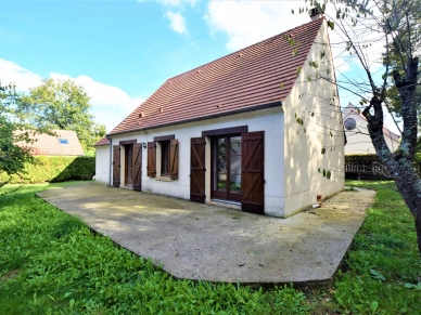 Maison à vendre 5 pièces de 95 m² à Jouy-le-Moutier