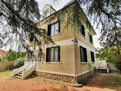 Maison à vendre 7 pièces de 158 m² à Conflans-Sainte-Honorine