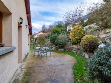 Maison à vendre 4 pièces de 90 m² à Jouy-le-Moutier