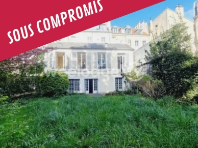 Maison à vendre 3 pièces de 131,25 m² à Versailles