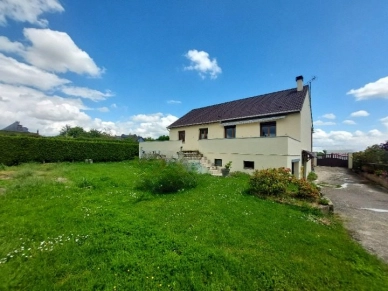 Maison à vendre 5 pièces de 89 m² à Beauvais