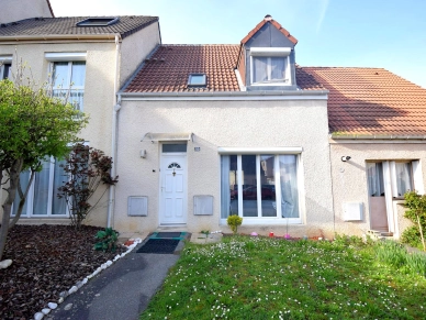 Maison à vendre 5 pièces de 85 m² à Jouy-le-Moutier