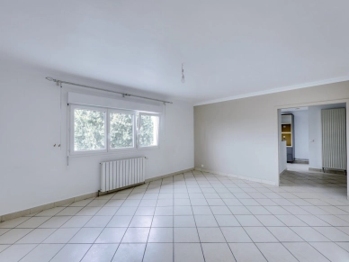 Appartement à louer 9 pièces de 199,4 m² à Houilles